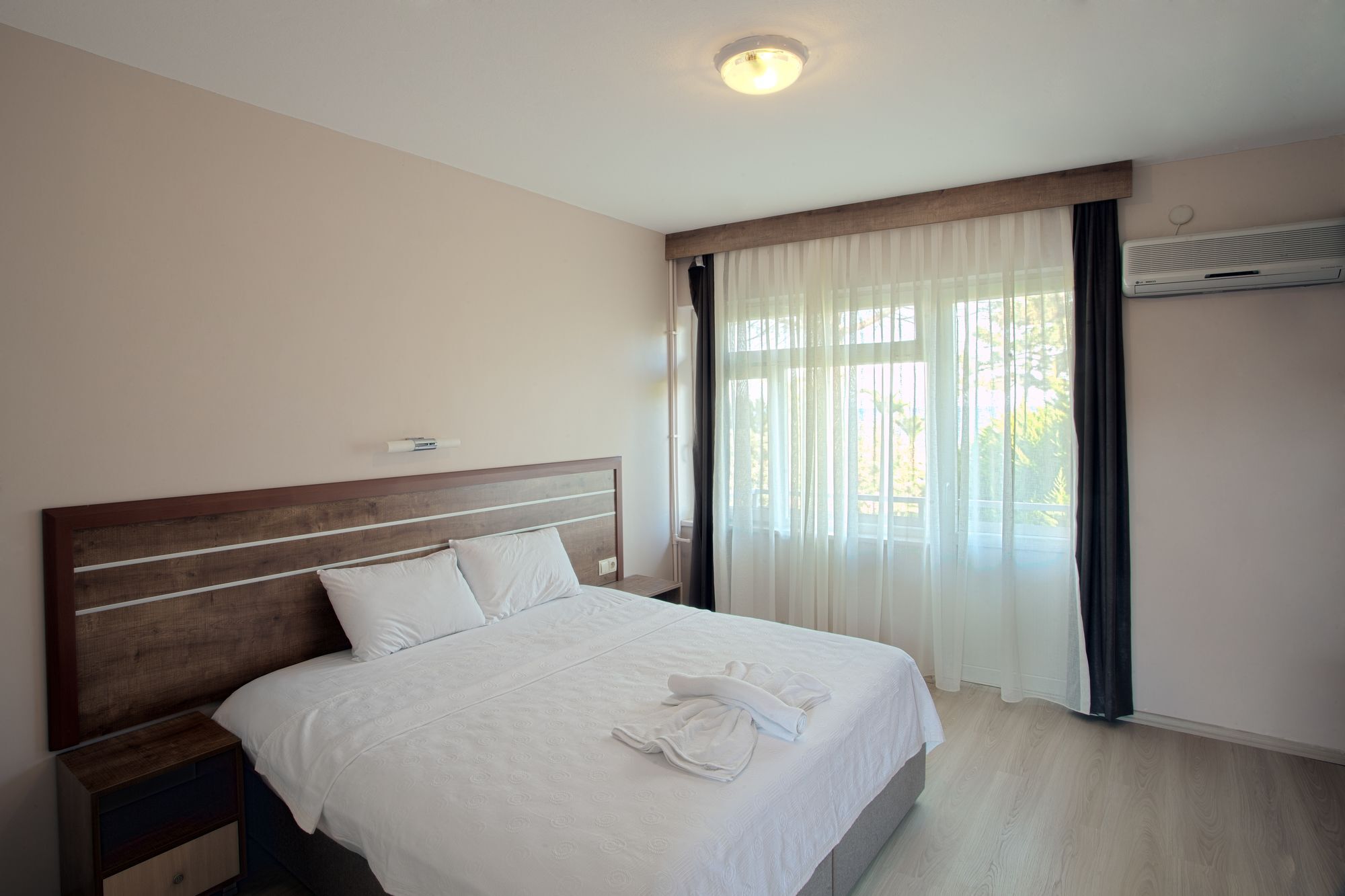Palm Beach Otel Küçükkuyu Kültér fotó