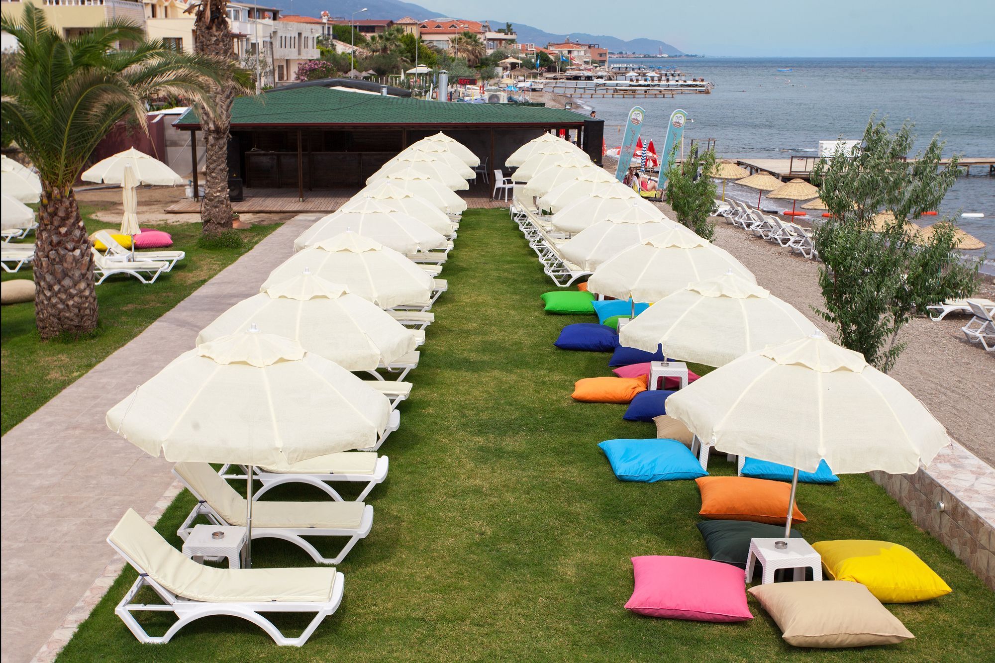 Palm Beach Otel Küçükkuyu Kültér fotó